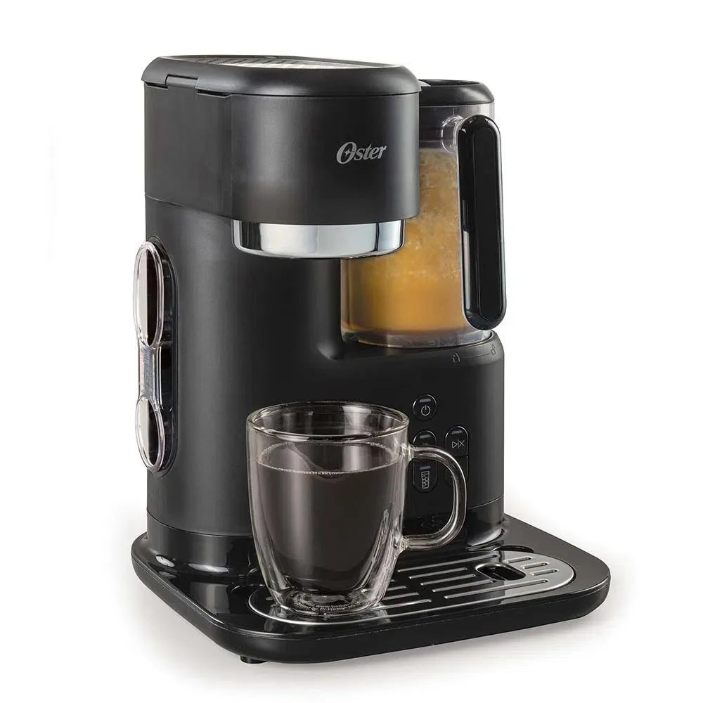 Cafetera Frappe Oster® BVSTDC03B Cafetera y Licuadora 3 en 1 en Negro 2