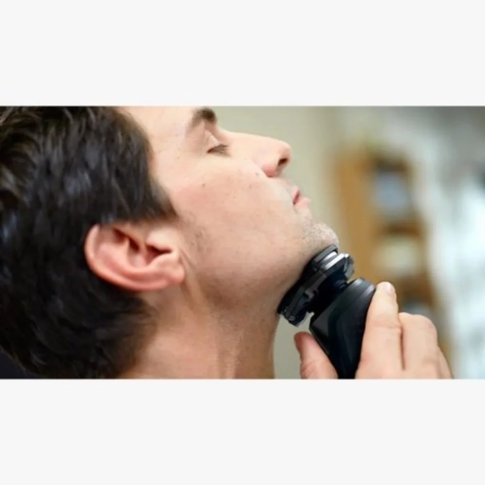 Afeitadora Philips 360D Flexible S588020 Tecnologia SkinIQ y Cuchillas SteelPrecision 4